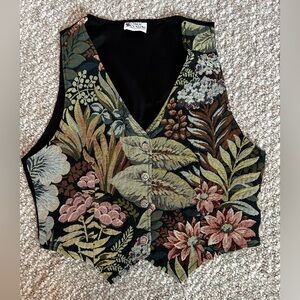 Floral Tapestry Women's Vest